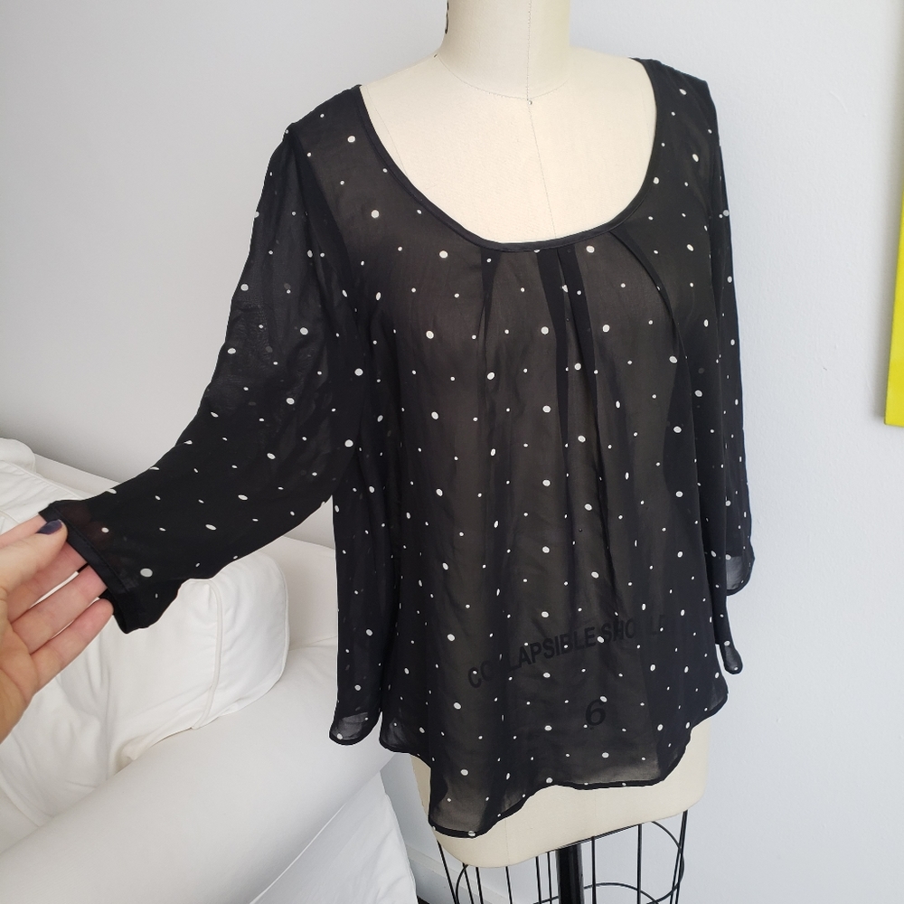 Sheer top. Polka dots. Black. Size 6